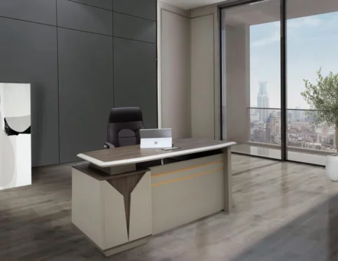 مكتب صغير لون بني عرض 1.2 متر  * ارتفاع 75 سم * عمق 60 سم