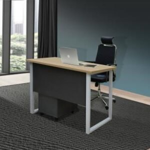 مكتب وسط لون بيج عرض 1.4 متر * ارتفاع 75 سم * عمق 60 سم