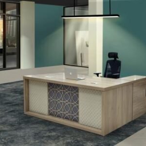 مكتب وسط لون بيج غامق عرض 2 متر * ارتفاع 75 سم * عمق 90 سم