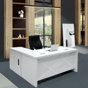 مكتب وسط لون ابيض عرض 1.4 متر * ارتفاع 75 سم * عمق 80 سم