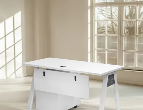 مكتب صغير لون ابيض عرض 1.2 متر  * ارتفاع 75 سم * عمق 60 سم